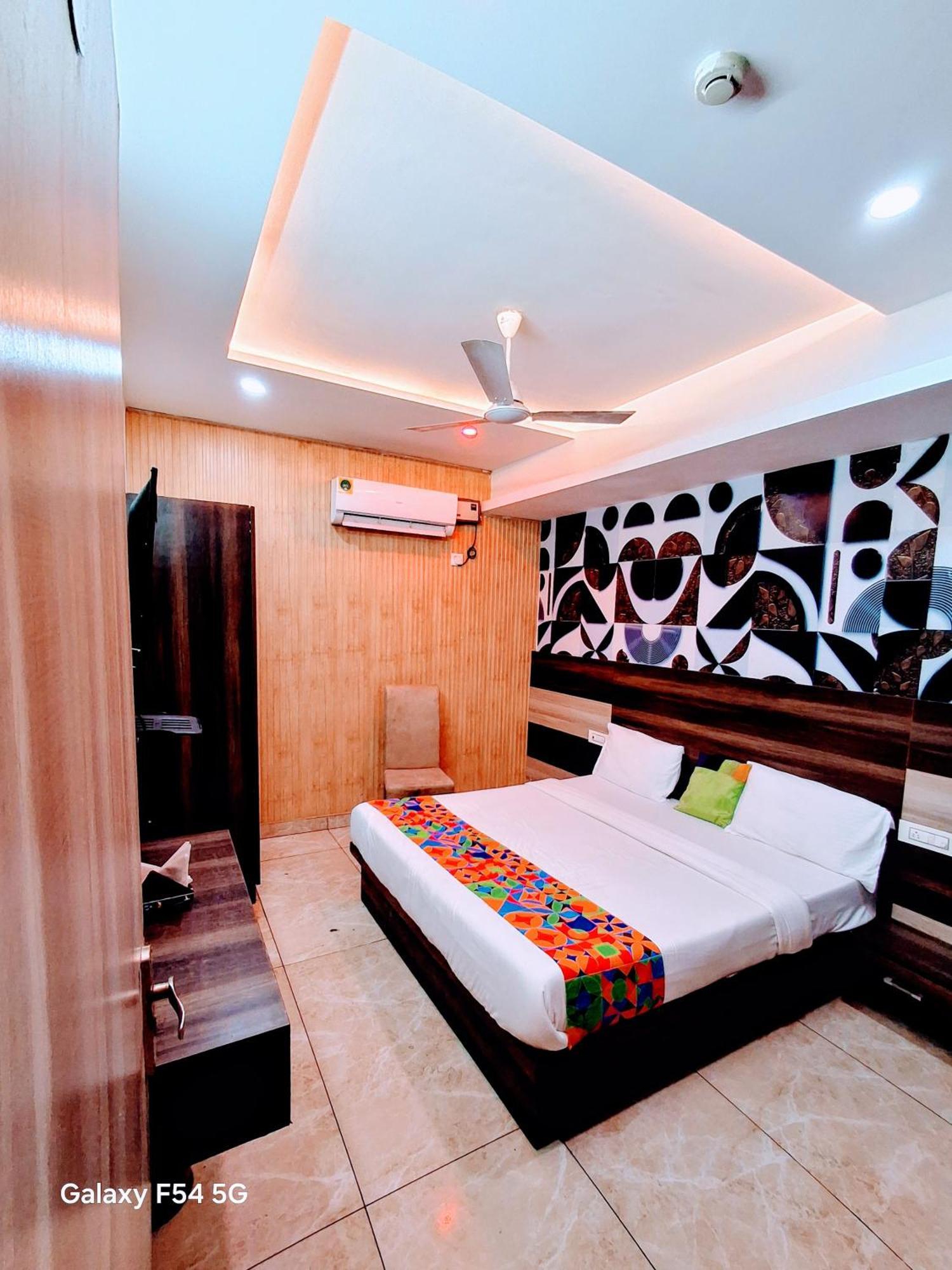 Zirakpur Hotel Welcome Residency מראה חיצוני תמונה